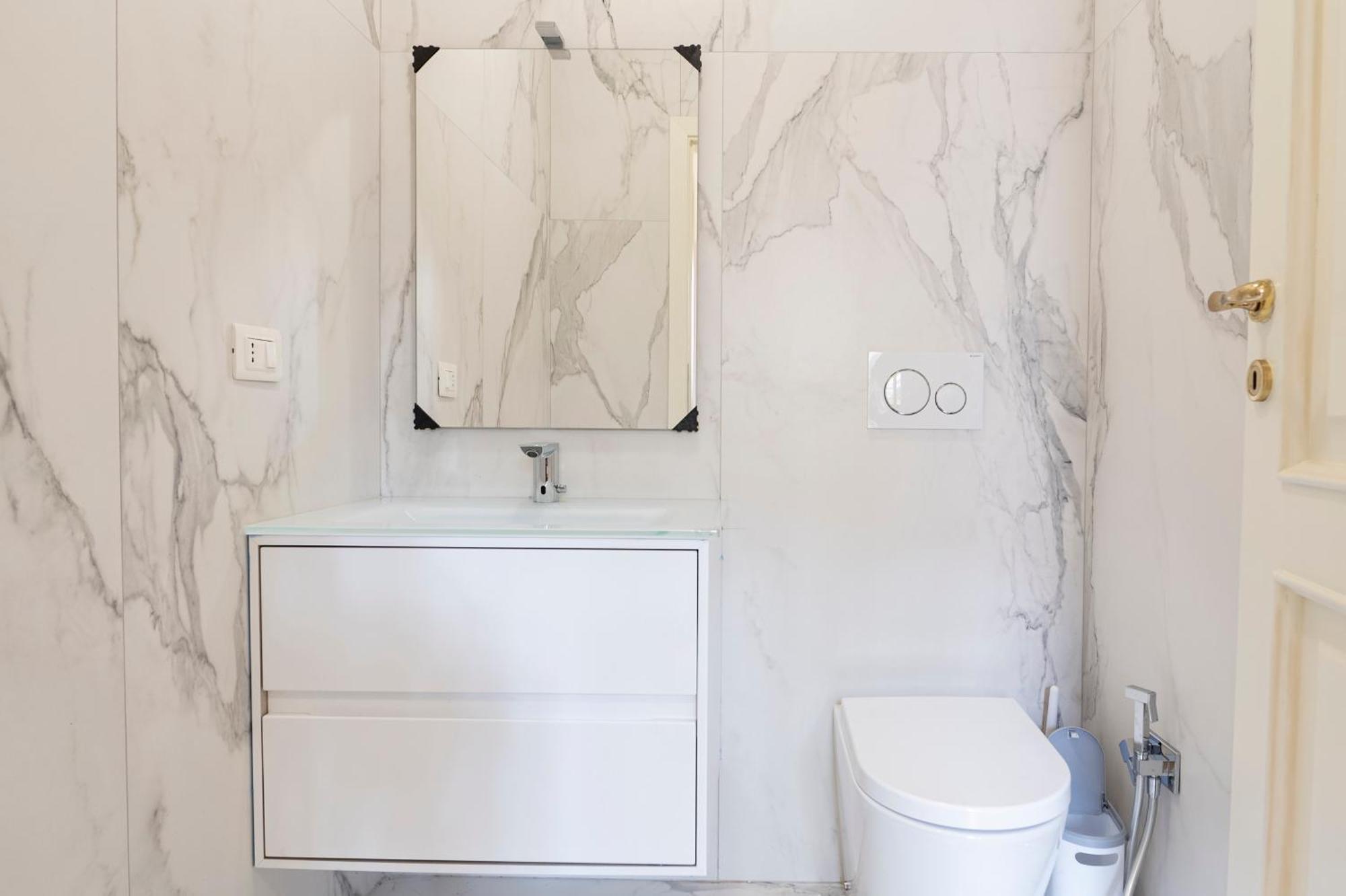 Dell'artista - Con Bagno Privato In Storica Guest house